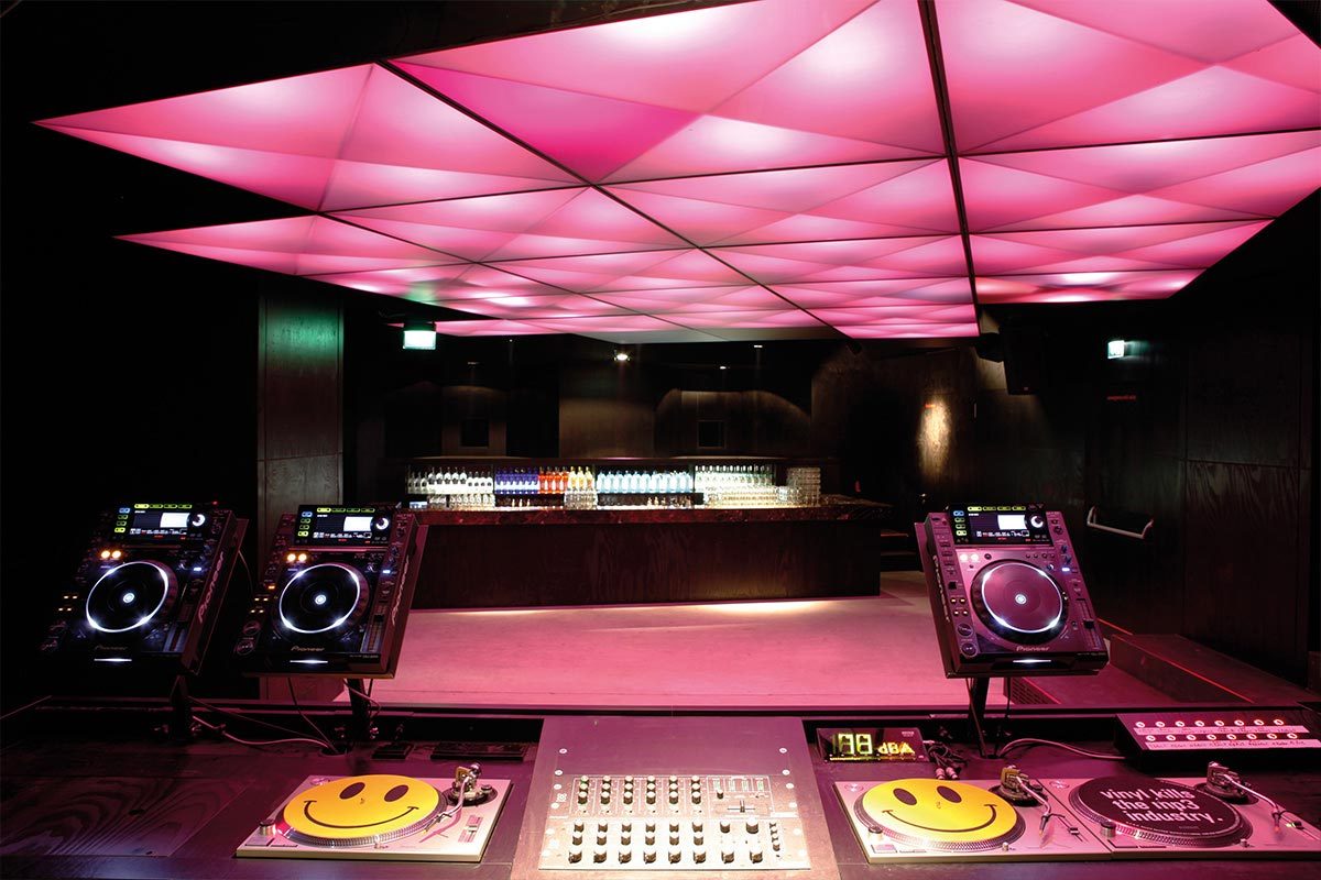 Arnold_Werner_Architekten_Bob_Beaman_Music_Club_01